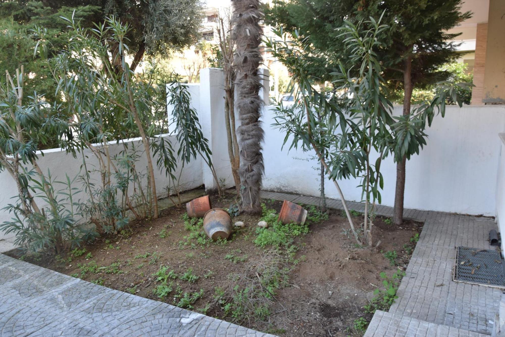 Apartment Art Garden *