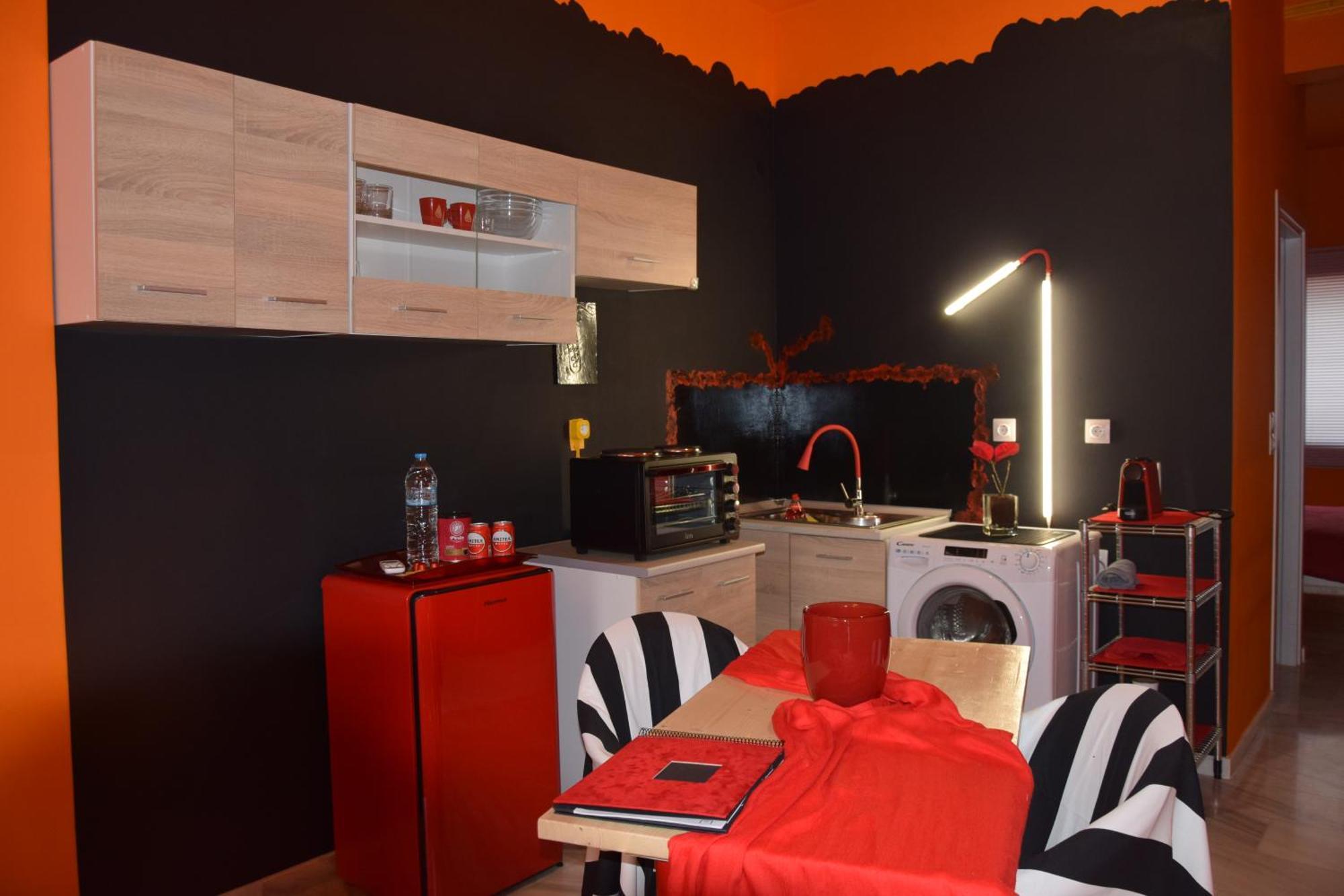 Apartment Bubbles & Art Experience *