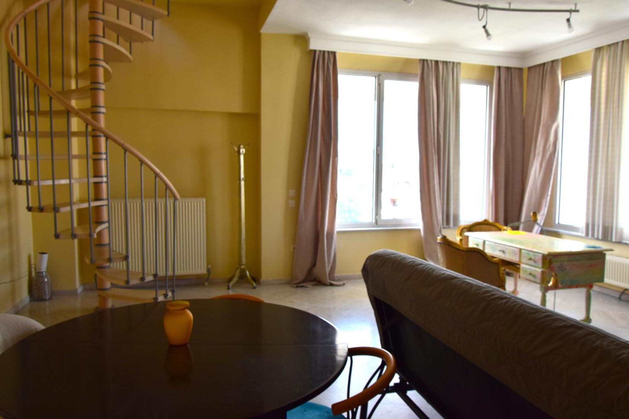 Bubbles & Art Experience Apartment Thessaloniki